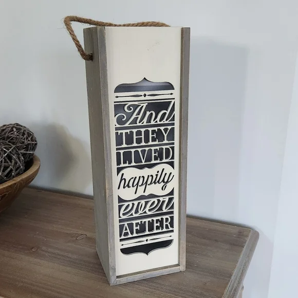 Decorative Wedding Wine Bottle Box – Demdaco Wooden Lanern Keepsake marriage💍🍷 - Picture 2 of 16